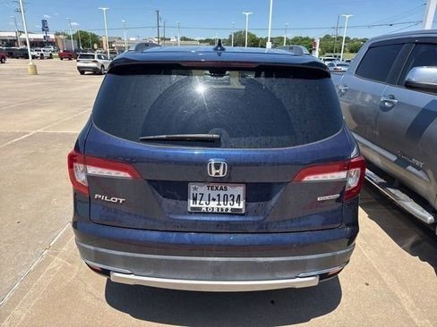 Used 2022 Honda Pilot Touring image 8