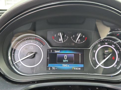 Used 2017 Buick Regal Sport Touring image 10