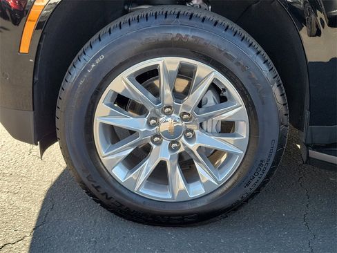 Used 2025 Chevrolet Tahoe Premier image 27