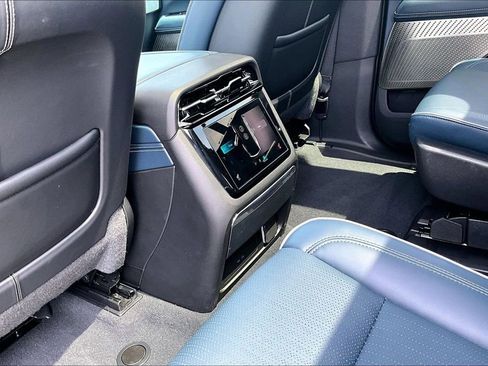 Certified 2025 Cadillac Escalade IQ Luxury 2 w/ LPO, Premium Carpet Package AWD/4WD image 10