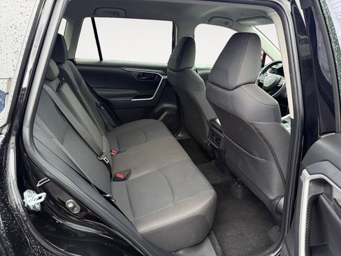 Used 2025 Toyota RAV4 LE image 18