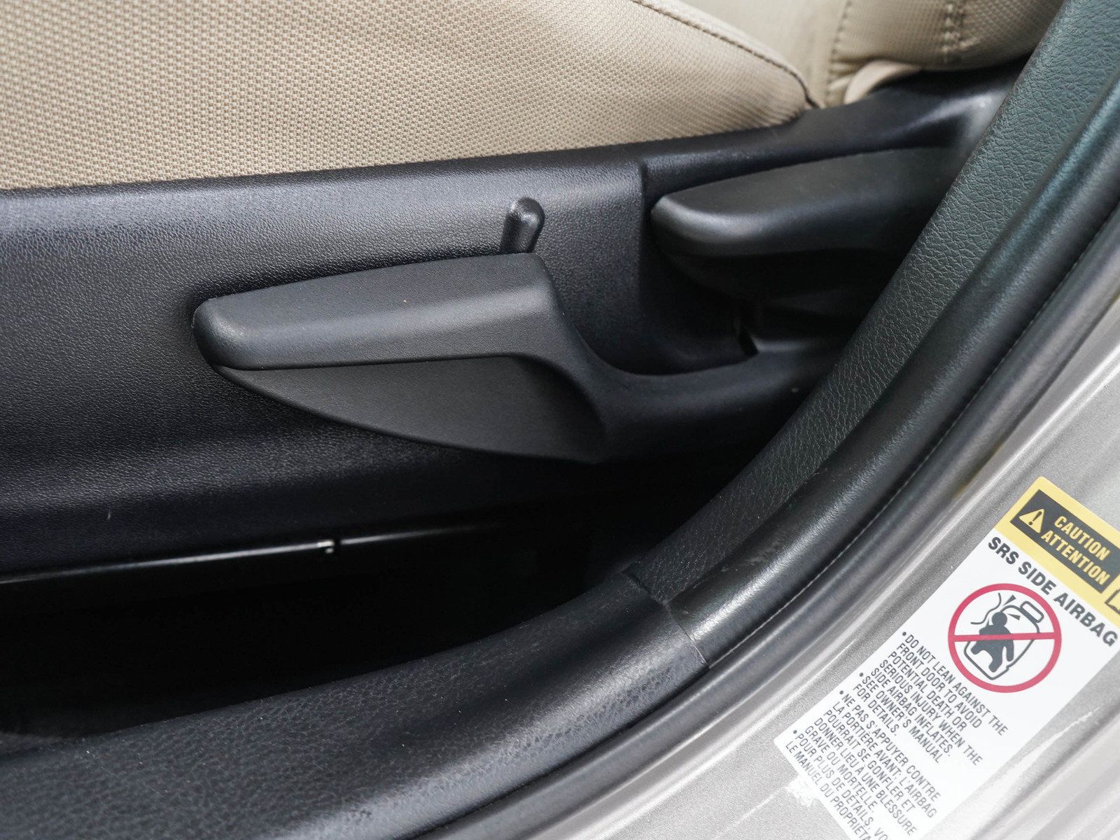 Used 2016 Toyota Corolla LE FWD image 21