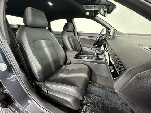 Used 2022 Honda Civic Sport image 6
