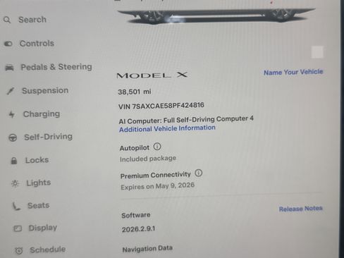 Used 2023 Tesla Model X image 4