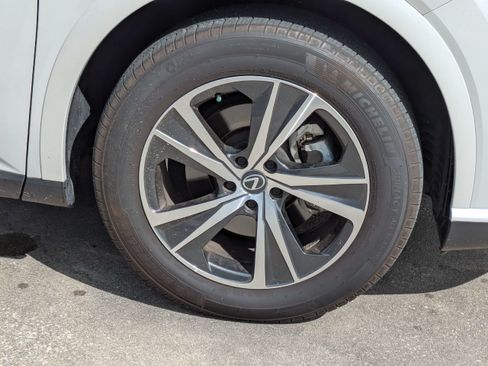 Used 2025 Lexus RX 350 Premium FWD image 11
