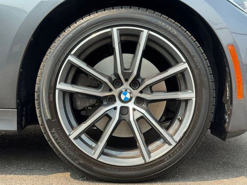 Used 2021 BMW 330i xDrive Sedan w/ Premium Package AWD/4WD image 18
