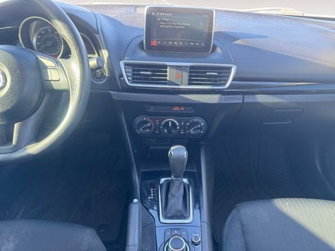Used 2016 MAZDA MAZDA3 i Sport image 11