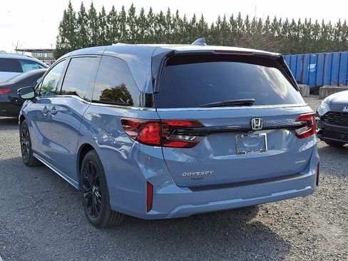 New 2026 Honda Odyssey Sport-L image 3