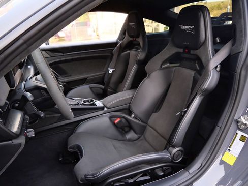 Used 2025 Porsche 911 GT3 image 26