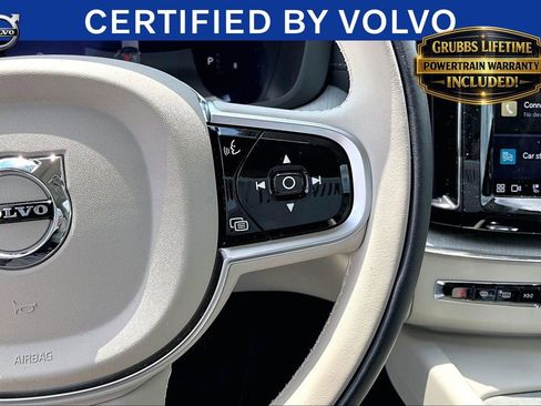 Used 2025 Volvo XC60 B5 Ultra AWD/4WD image 26