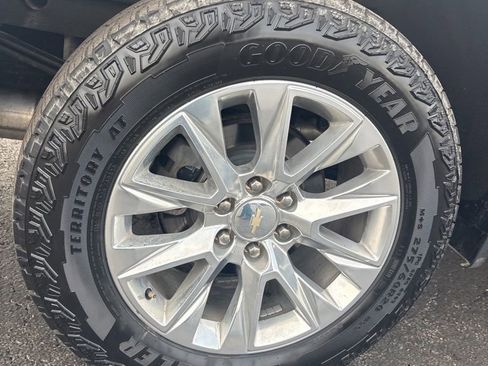 Used 2021 Chevrolet Silverado 1500 LTZ image 48