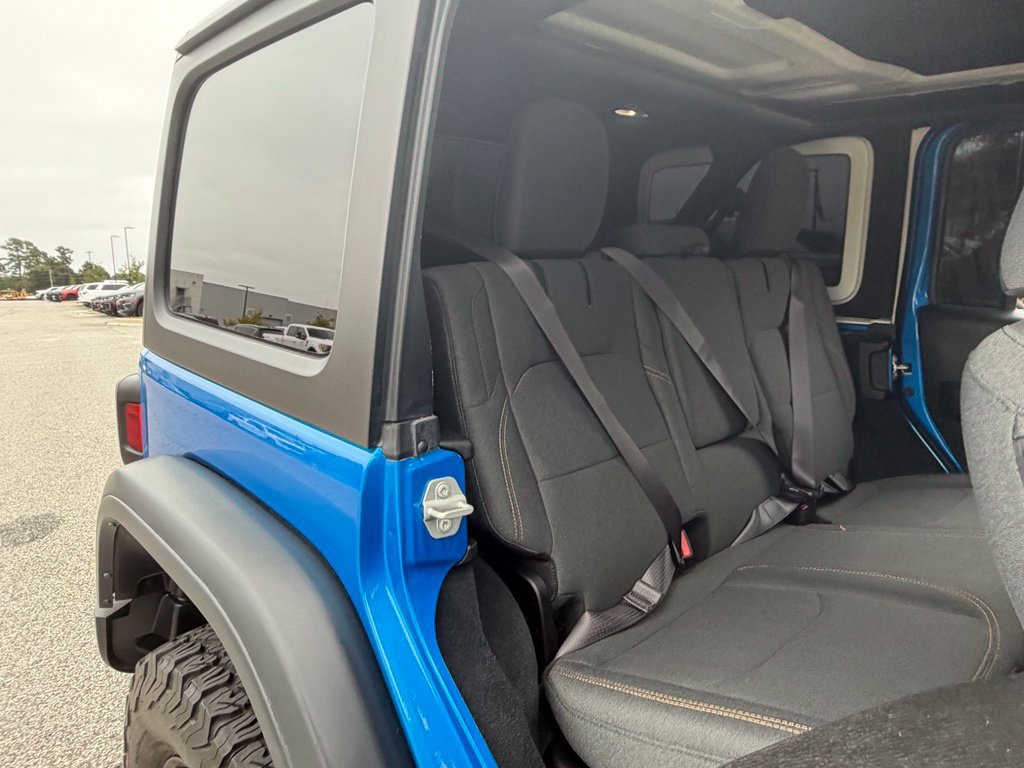 Used 2024 Jeep Wrangler Unlimited AWD/4WD image 43