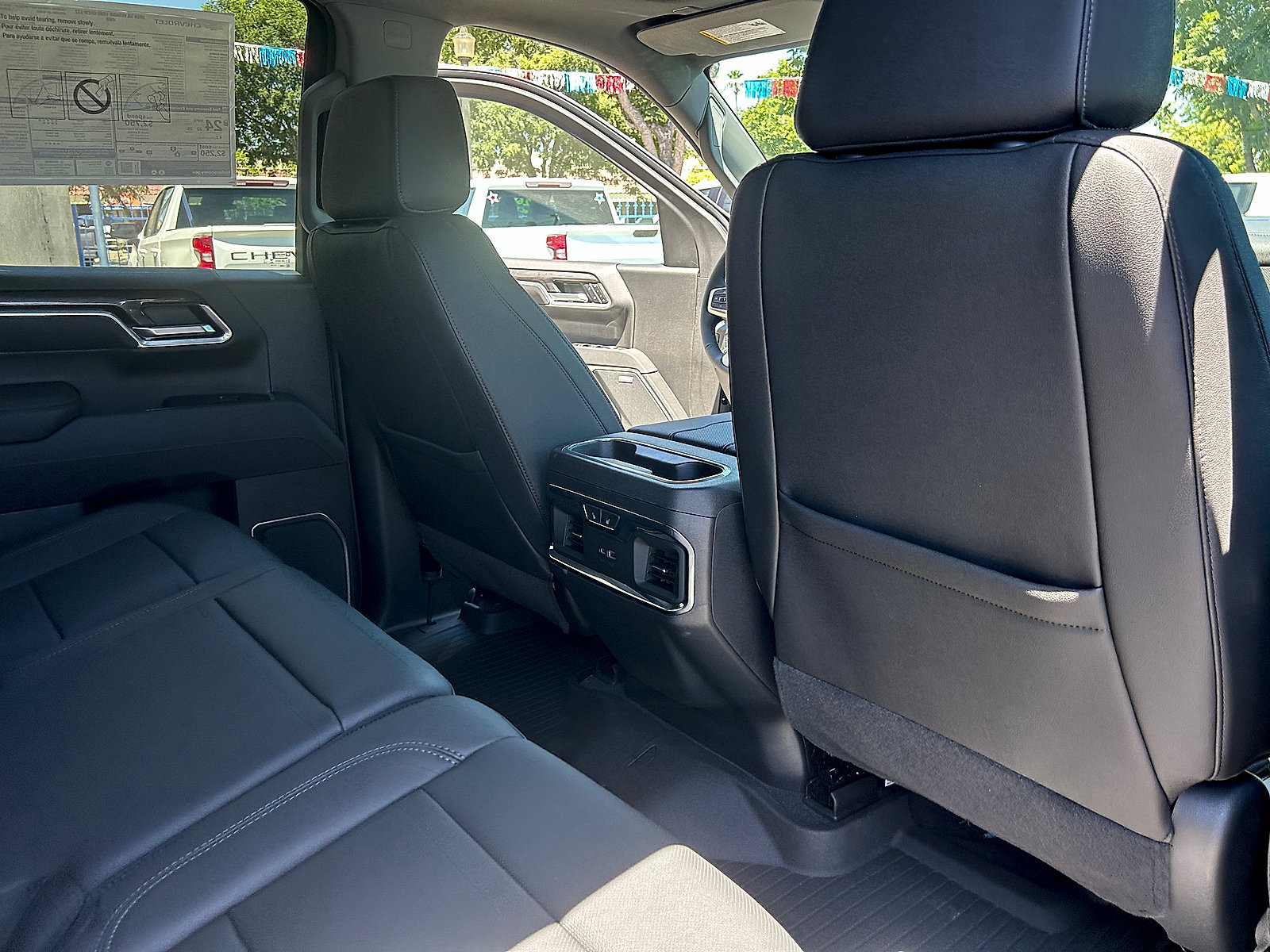 New 2026 Chevrolet Silverado 1500 LTZ w/ LTZ Premium Package AWD/4WD image 30