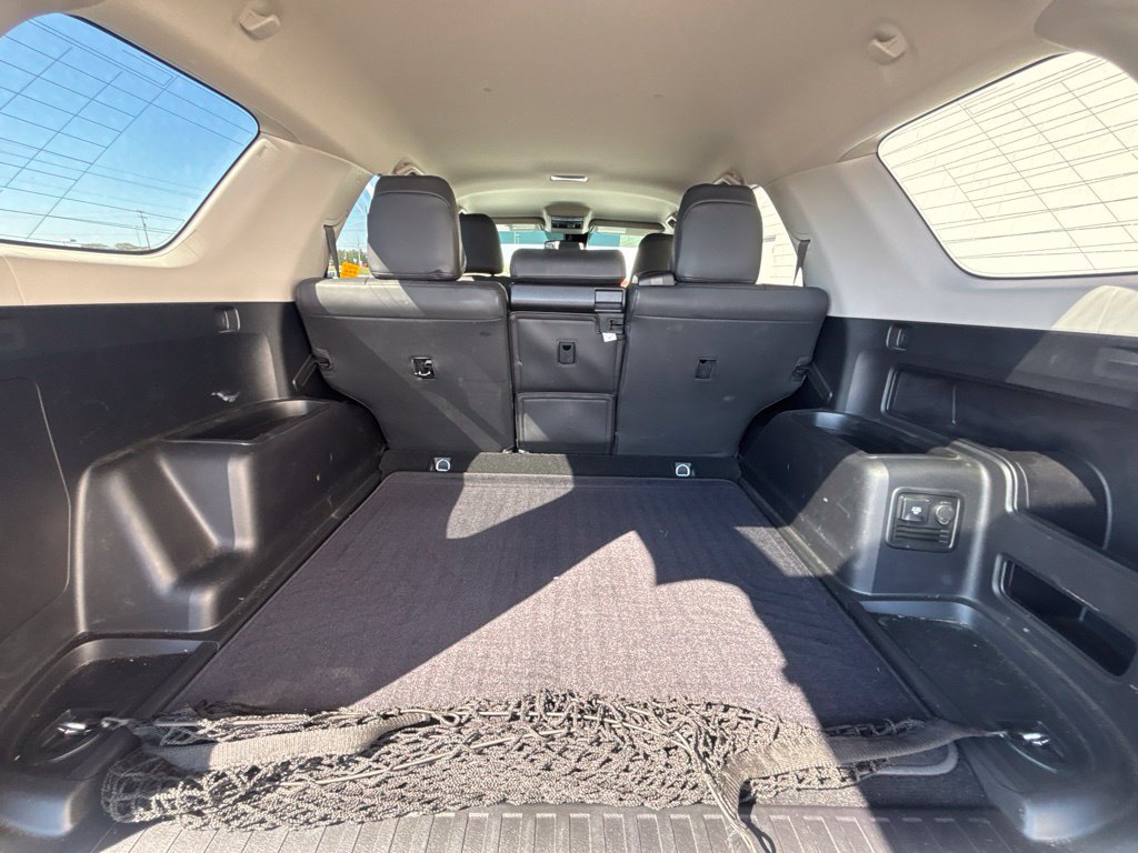 Used 2022 Toyota 4Runner SR5 RWD image 31