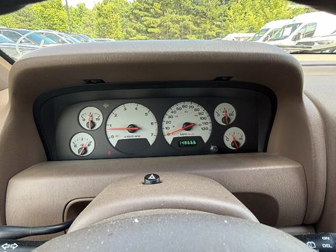 Used 2001 Jeep Grand Cherokee Limited AWD/4WD image 29
