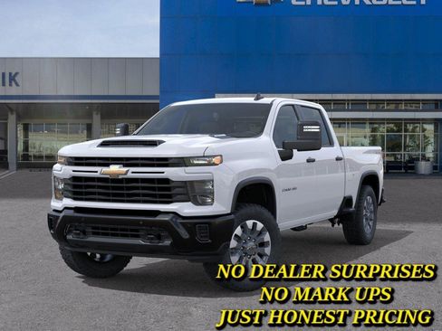 New 2026 Chevrolet Silverado 2500 Custom w/ Custom Value Package AWD/4WD image 6