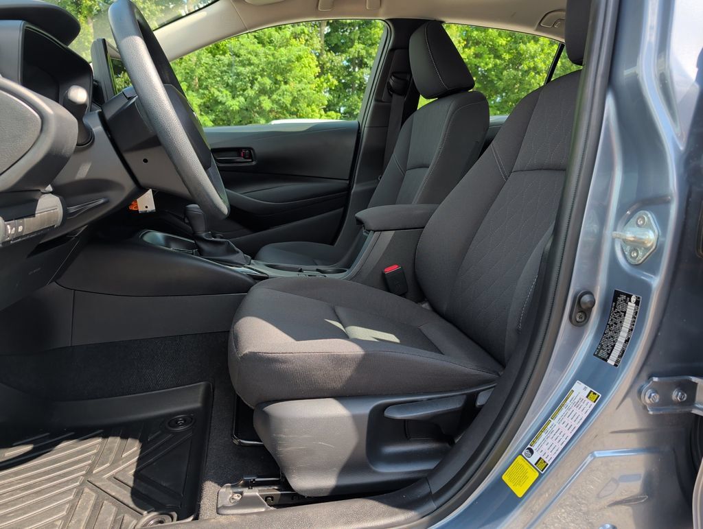 Used 2024 Toyota Corolla LE FWD image 14