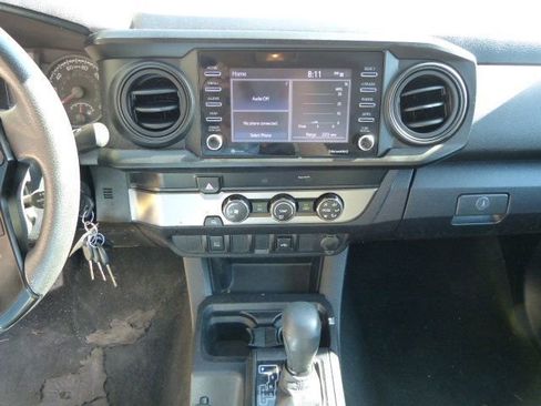 Used 2022 Toyota Tacoma SR image 35