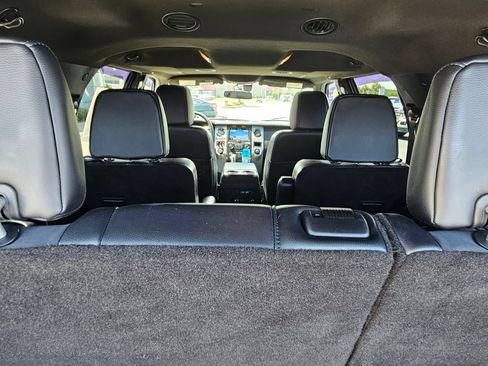 Used 2017 Ford Expedition Limited w/ Equipment Group 301A AWD/4WD image 11