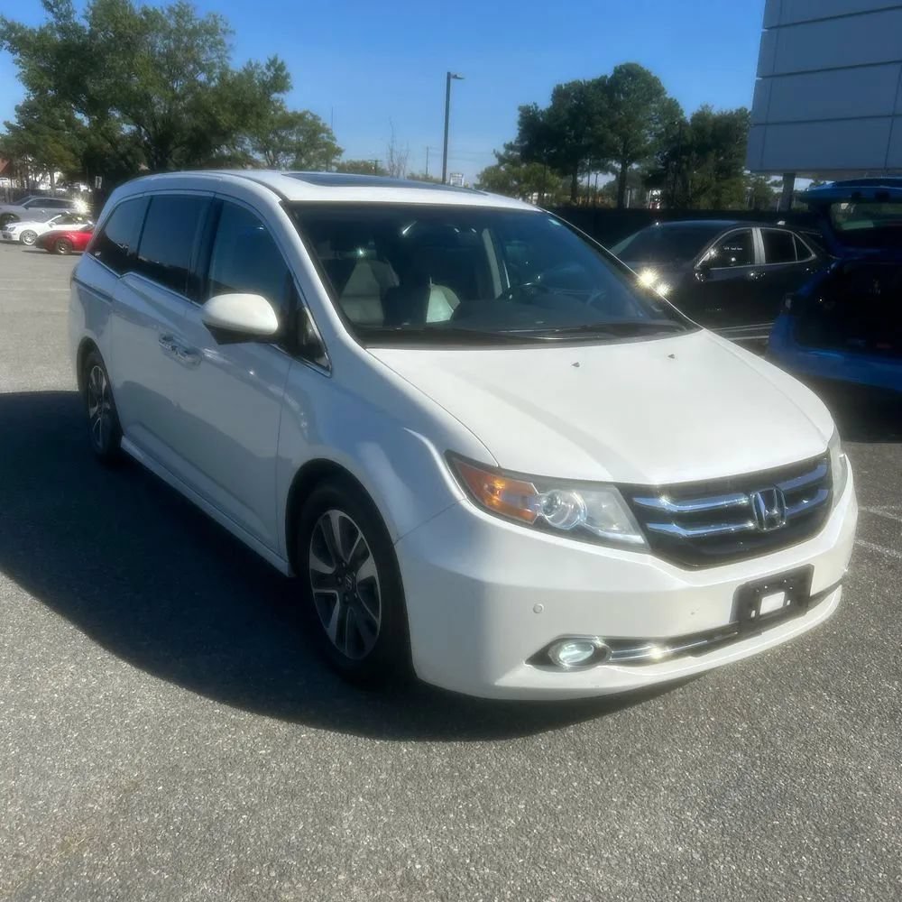 Used 2014 Honda Odyssey Touring image 10
