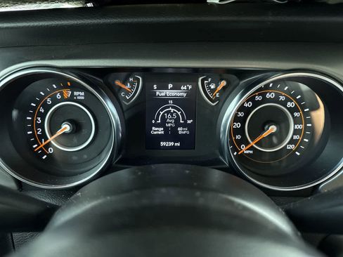 Used 2021 Jeep Gladiator Sport AWD/4WD image 17