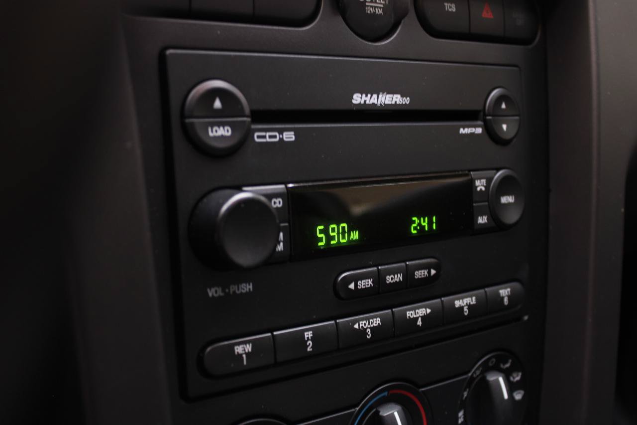 Used 2005 Ford Mustang GT RWD image 37