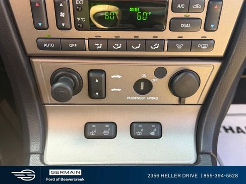 Used 2004 Ford Thunderbird RWD image 19