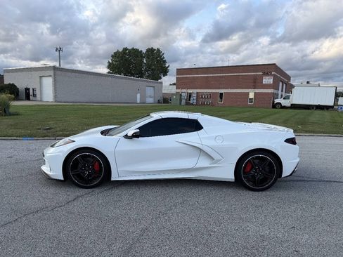 Used 2022 Chevrolet Corvette Stingray Convertible w/ 1LT RWD image 11