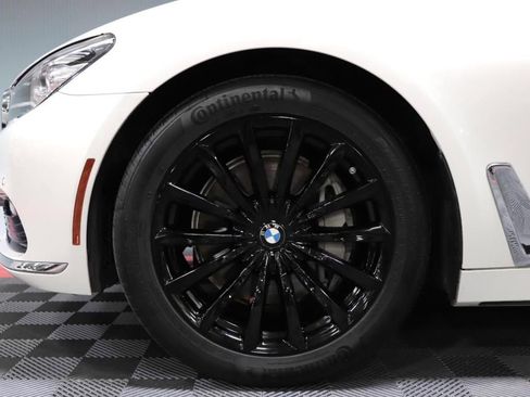 Used 2016 BMW 740i image 77