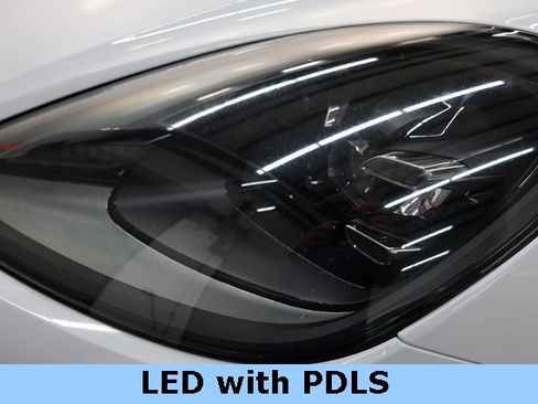 Used 2020 Porsche Cayenne Turbo image 44