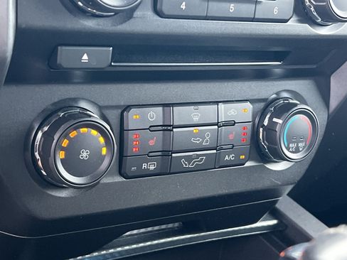 Used 2018 Ford F150 XLT w/ Equipment Group 302A Luxury RWD image 29