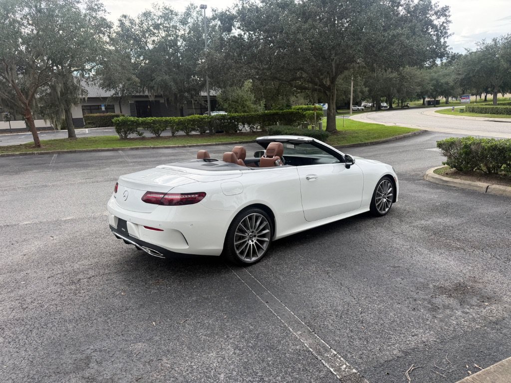 Used 2023 Mercedes-Benz E 450 Cabriolet image 8