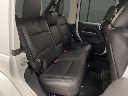 New 2025 Jeep Wrangler Sahara w/ Technology Group image 32