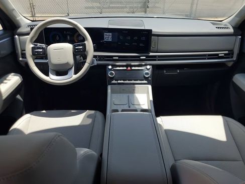 Used 2026 Hyundai Santa Fe SEL FWD image 11