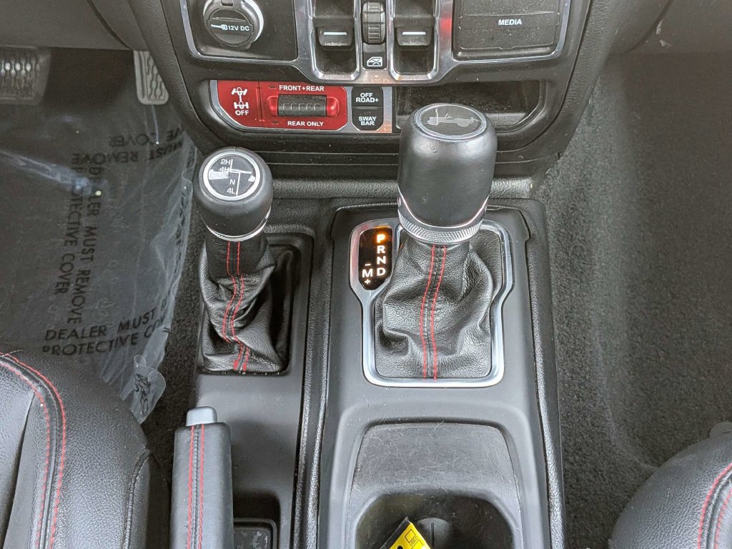 Used 2021 Jeep Wrangler Unlimited Rubicon AWD/4WD image 17