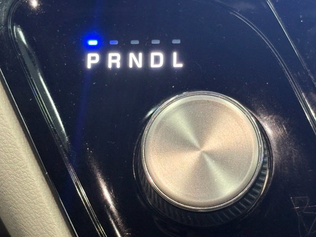 Used 2022 Chrysler Pacifica Touring-L FWD image 39