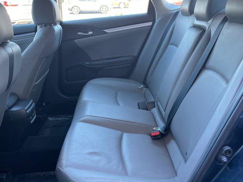 Used 2018 Honda Civic Touring image 15
