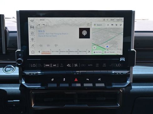 Used 2024 GMC Hummer EV 3X image 13