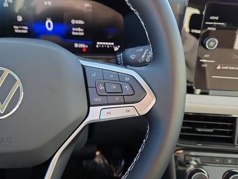 New 2026 Volkswagen Taos S image 18