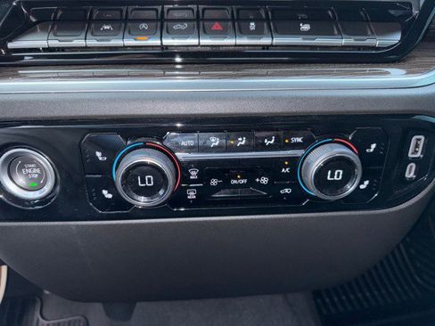 Used 2023 Chevrolet Silverado 1500 LT image 23