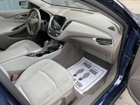Used 2020 Chevrolet Malibu LT image 10