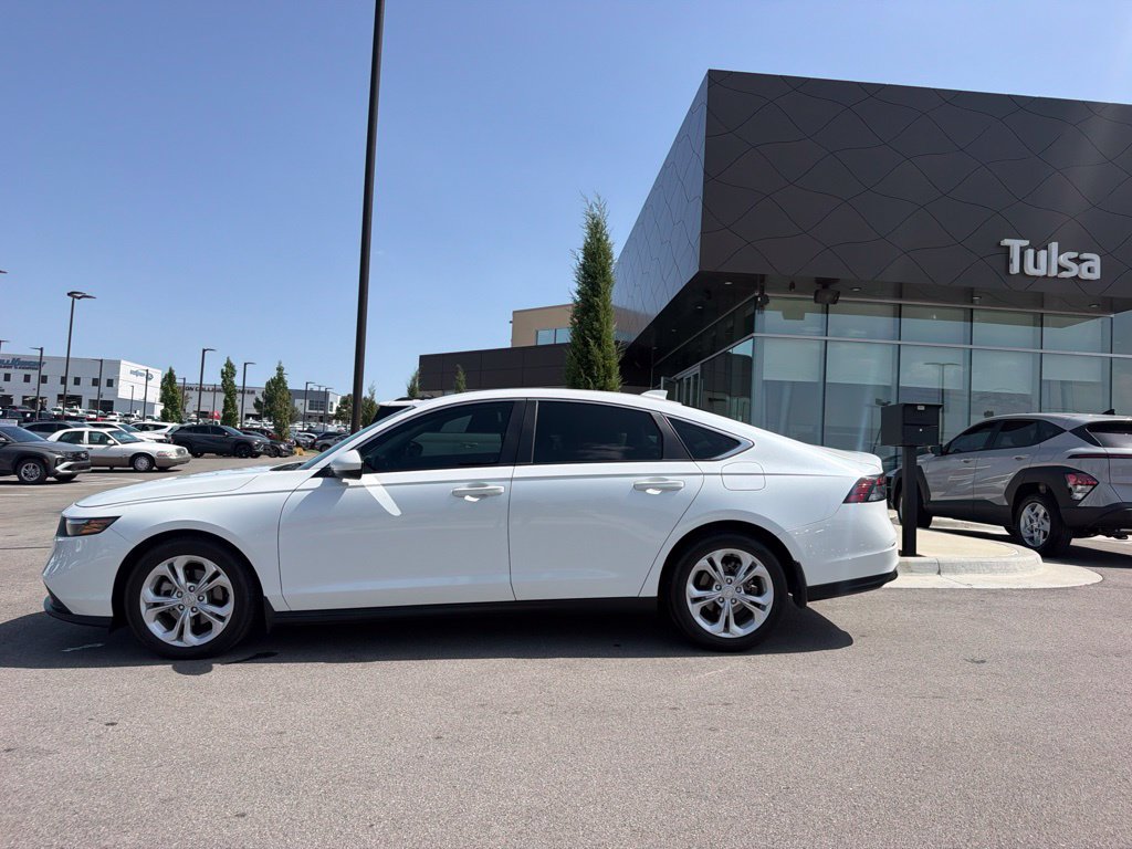 Used 2024 Honda Accord LX image 6
