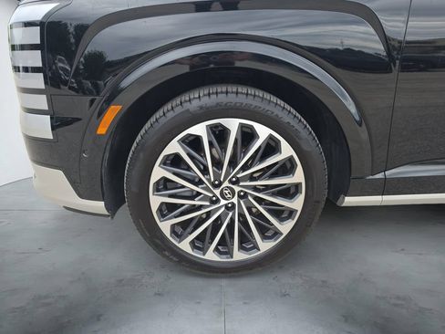 Certified 2026 Hyundai Palisade Calligraphy FWD image 14