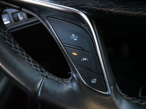 Certified 2021 Cadillac XT5 Premium Luxury image 23