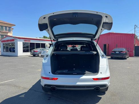 Used 2013 Audi Q5 3.0T Prestige w/ Prestige Pkg AWD/4WD image 7
