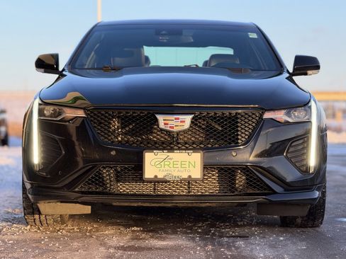 Used 2022 Cadillac CT4 V image 6