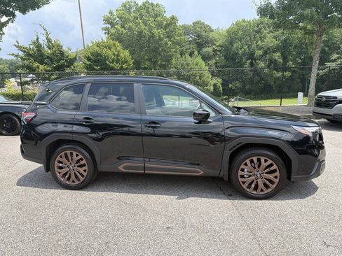 Certified 2026 Subaru Forester Sport w/ Sport Plus Package AWD/4WD image 9