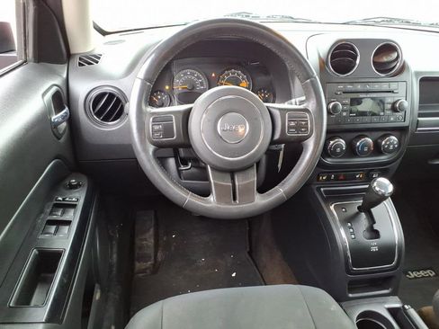 Used 2015 Jeep Patriot Latitude w/ Sun/Sound Group image 17