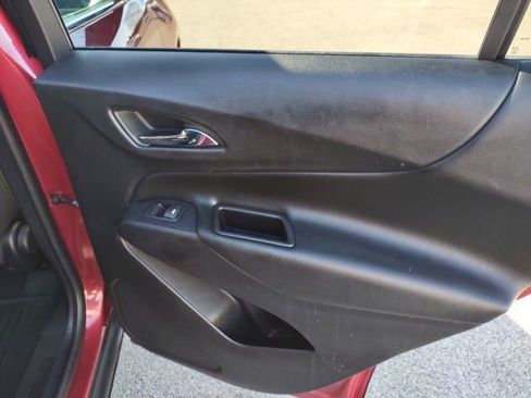 Used 2019 Chevrolet Equinox LT image 20