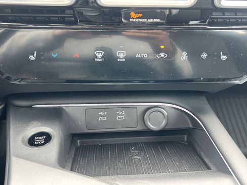 New 2026 Nissan Sentra SV image 7